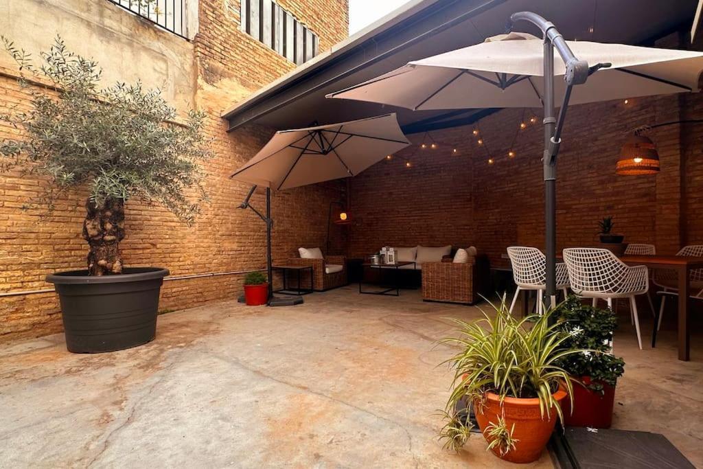 Tradicional Casa Con Patio Ruzafa Appartement Valencia Buitenkant foto
