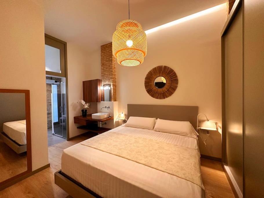 Tradicional Casa Con Patio Ruzafa Appartement Valencia Buitenkant foto